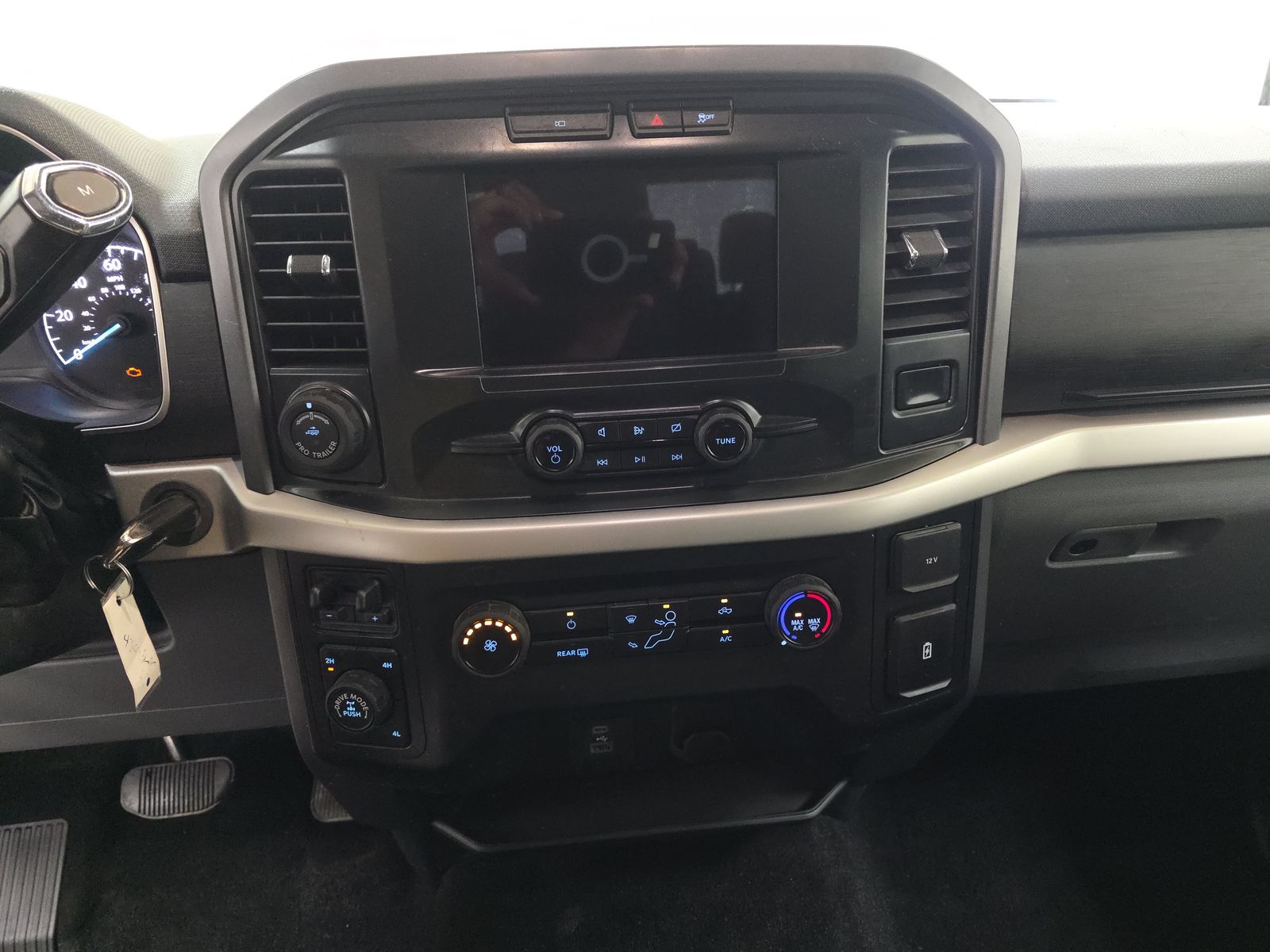 2022 Ford F-150 XLT AWD