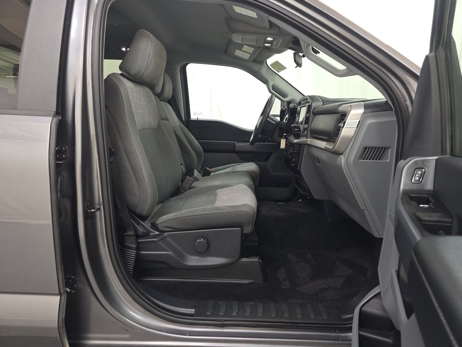 2022 Ford F-150 XLT AWD