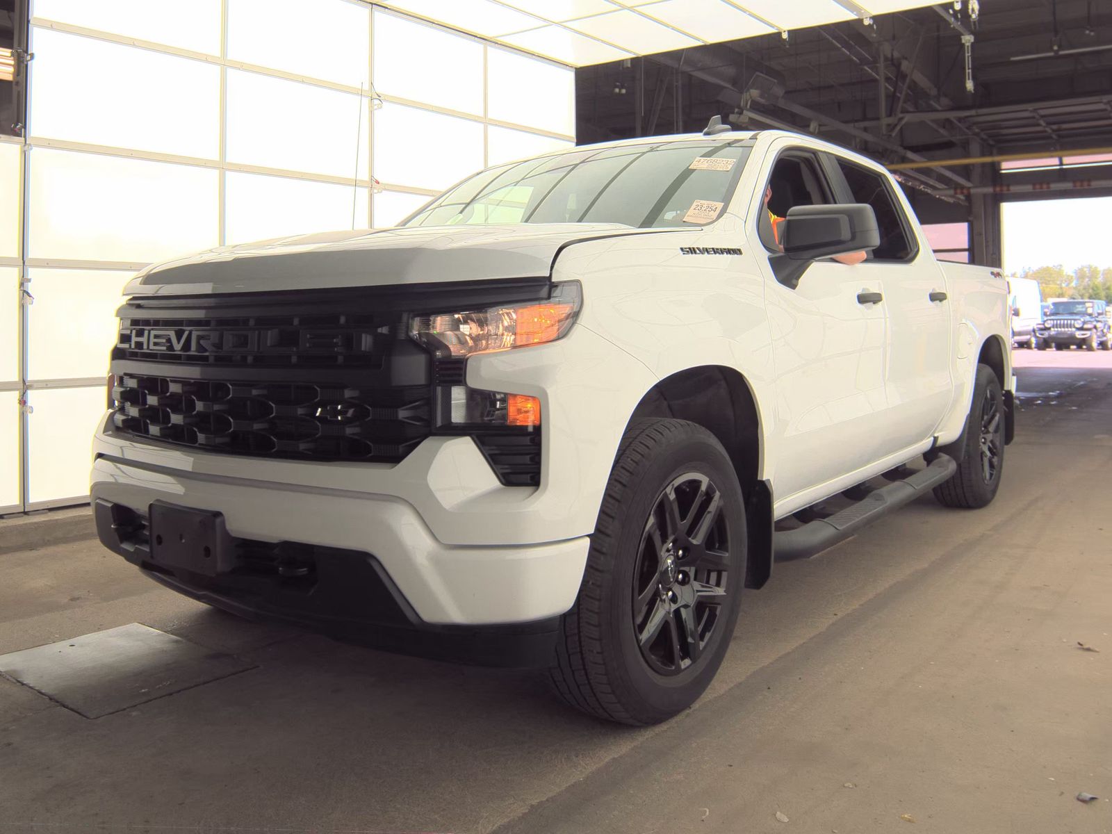 2024 Chevrolet Silverado 1500 Custom AWD