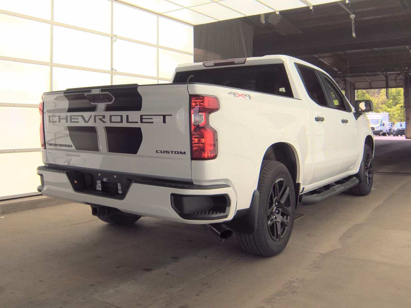 2024 Chevrolet Silverado 1500 Custom AWD