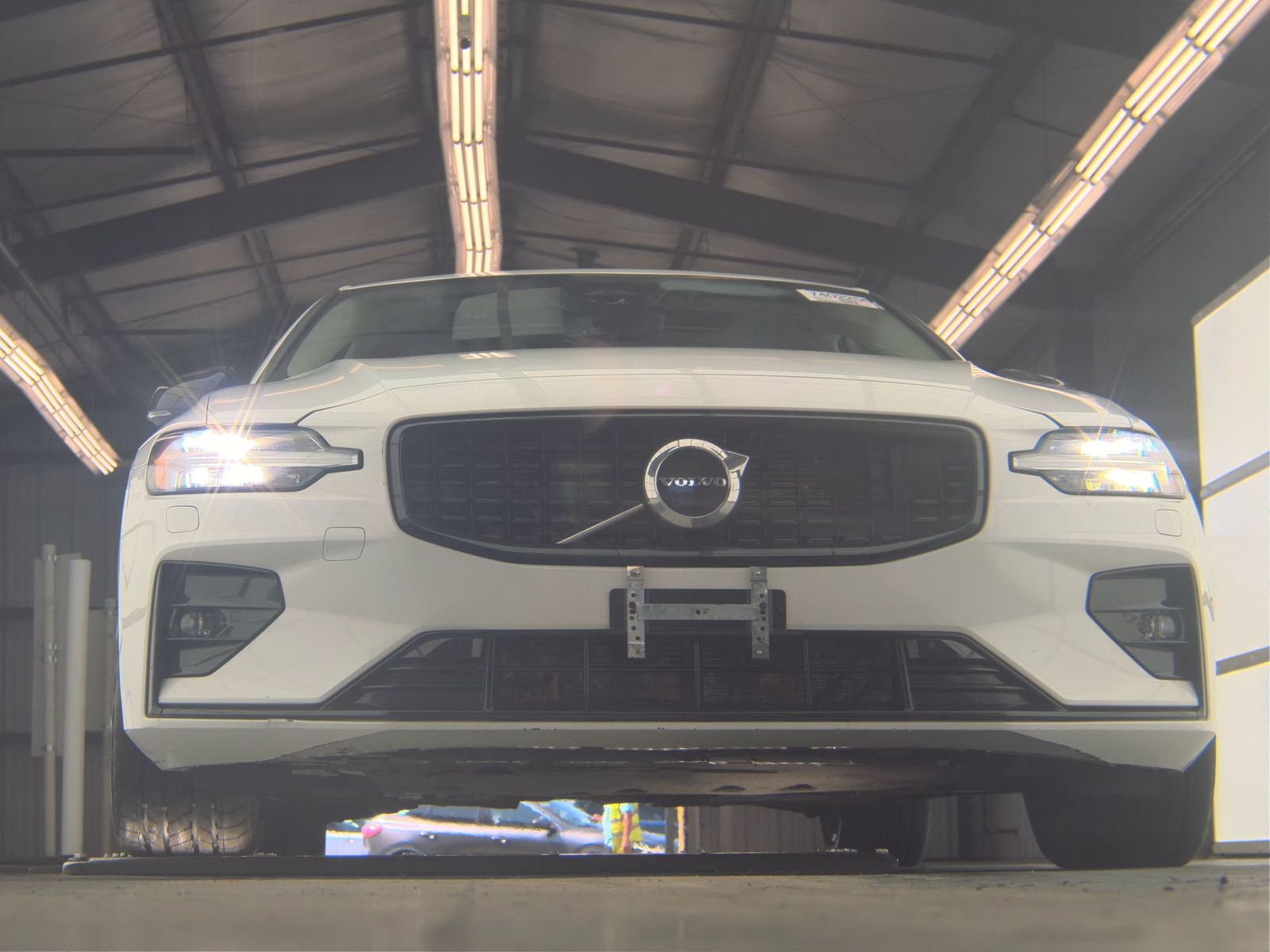 2023 Volvo S60 B5 Plus AWD