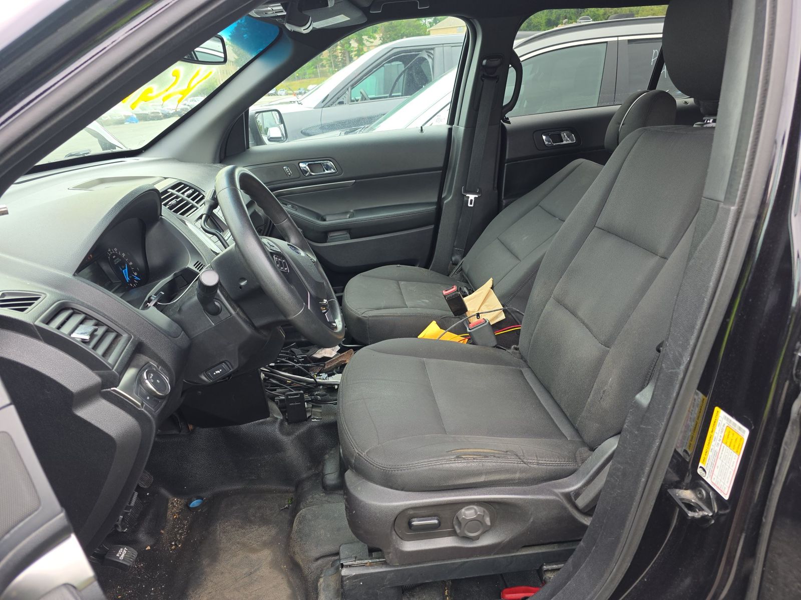 FORD POLICE INTERCEPTOR UTILITY - 8