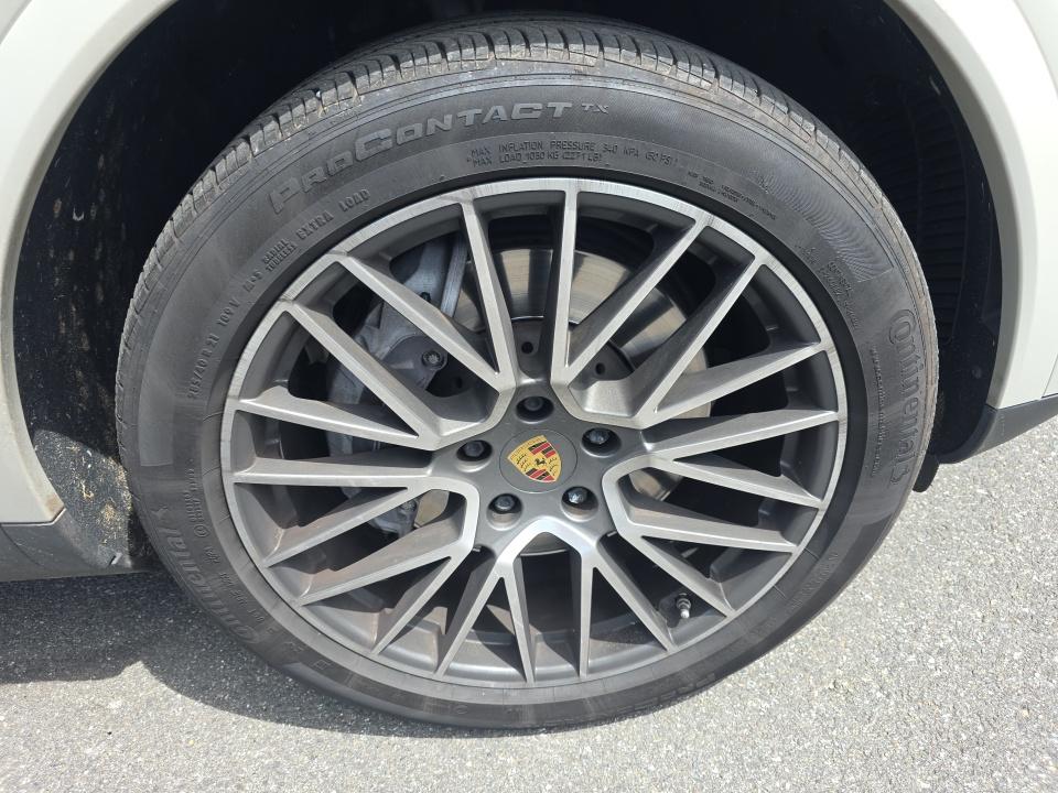 PORSCHE CAYENNE - 10