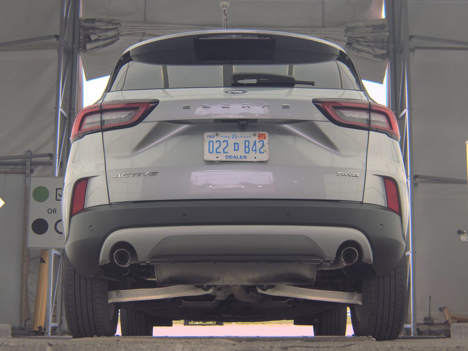 FORD ESCAPE - 8