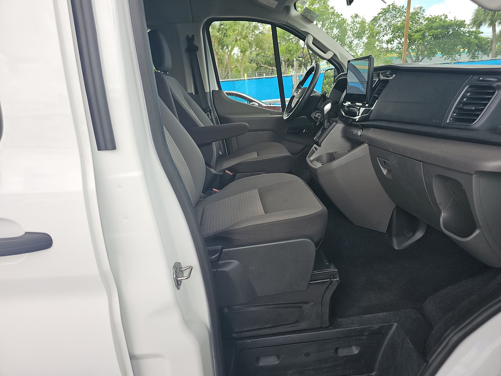 FORD TRANSIT 350 - 9