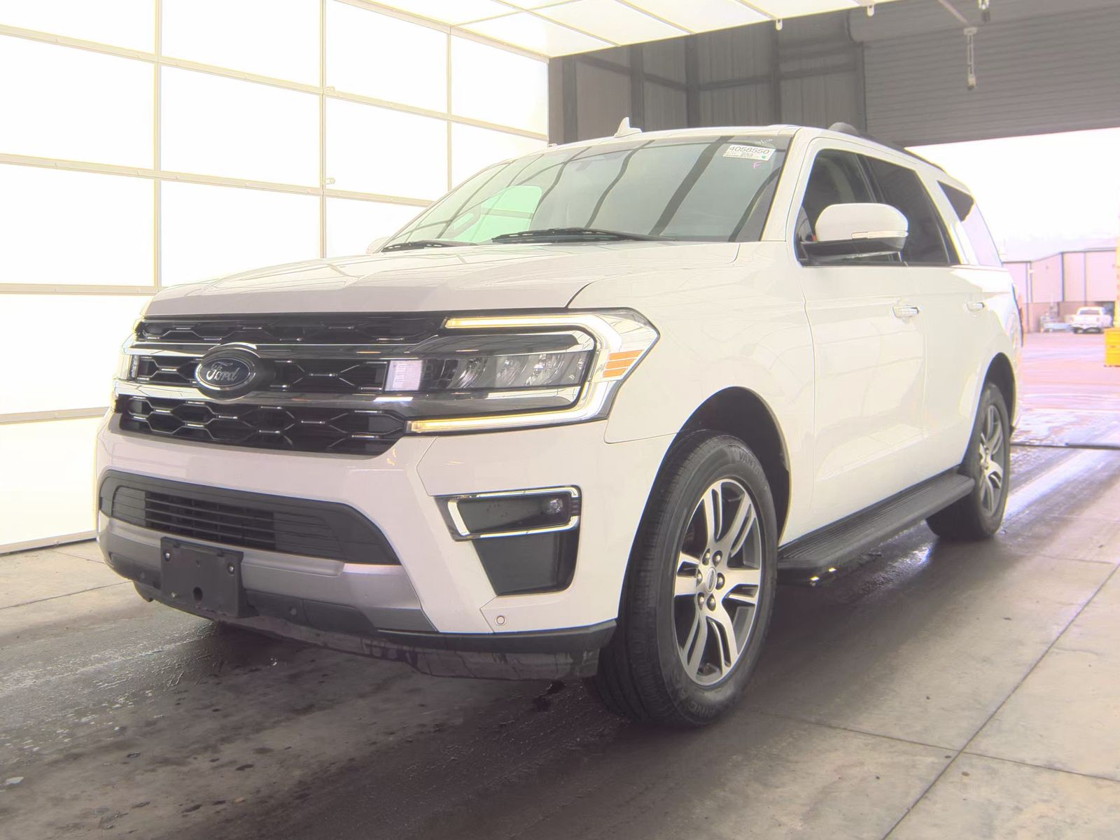 FORD EXPEDITION - 1