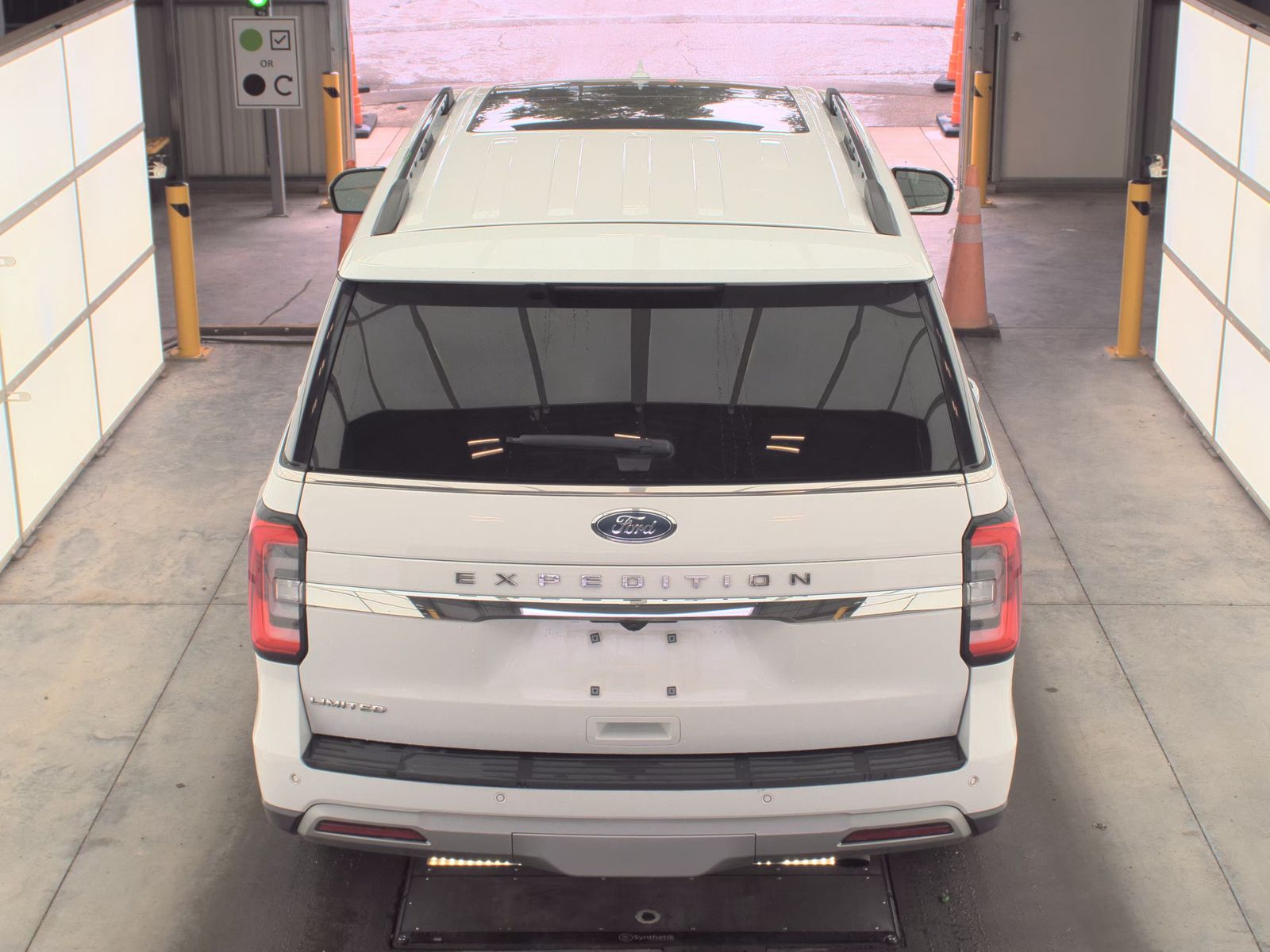 FORD EXPEDITION - 7