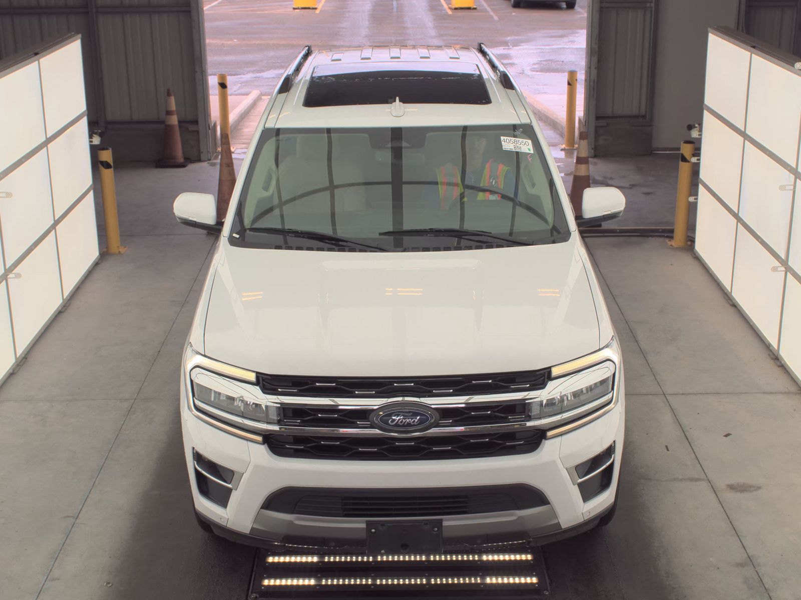 FORD EXPEDITION - 3