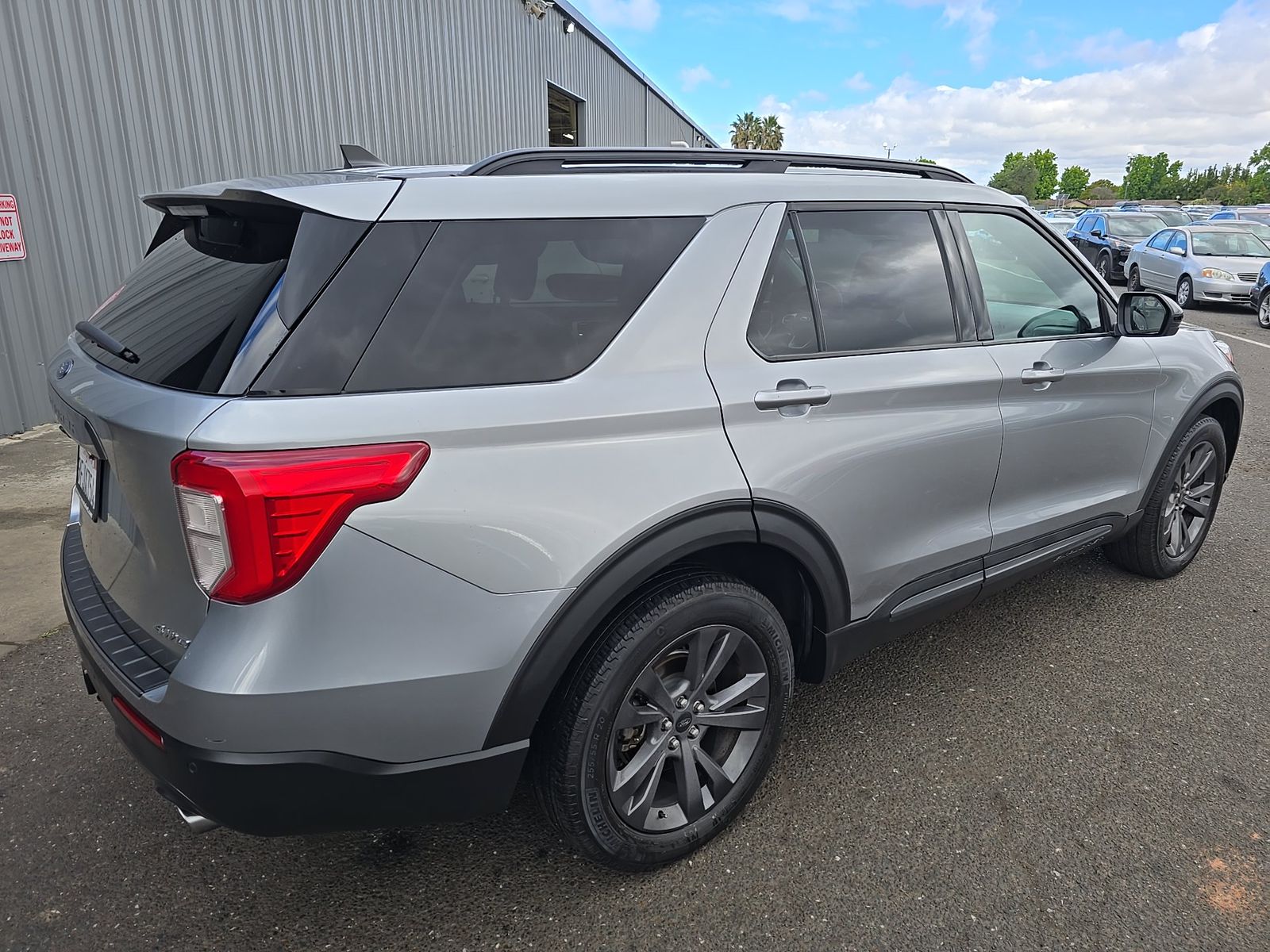 FORD EXPLORER - 5