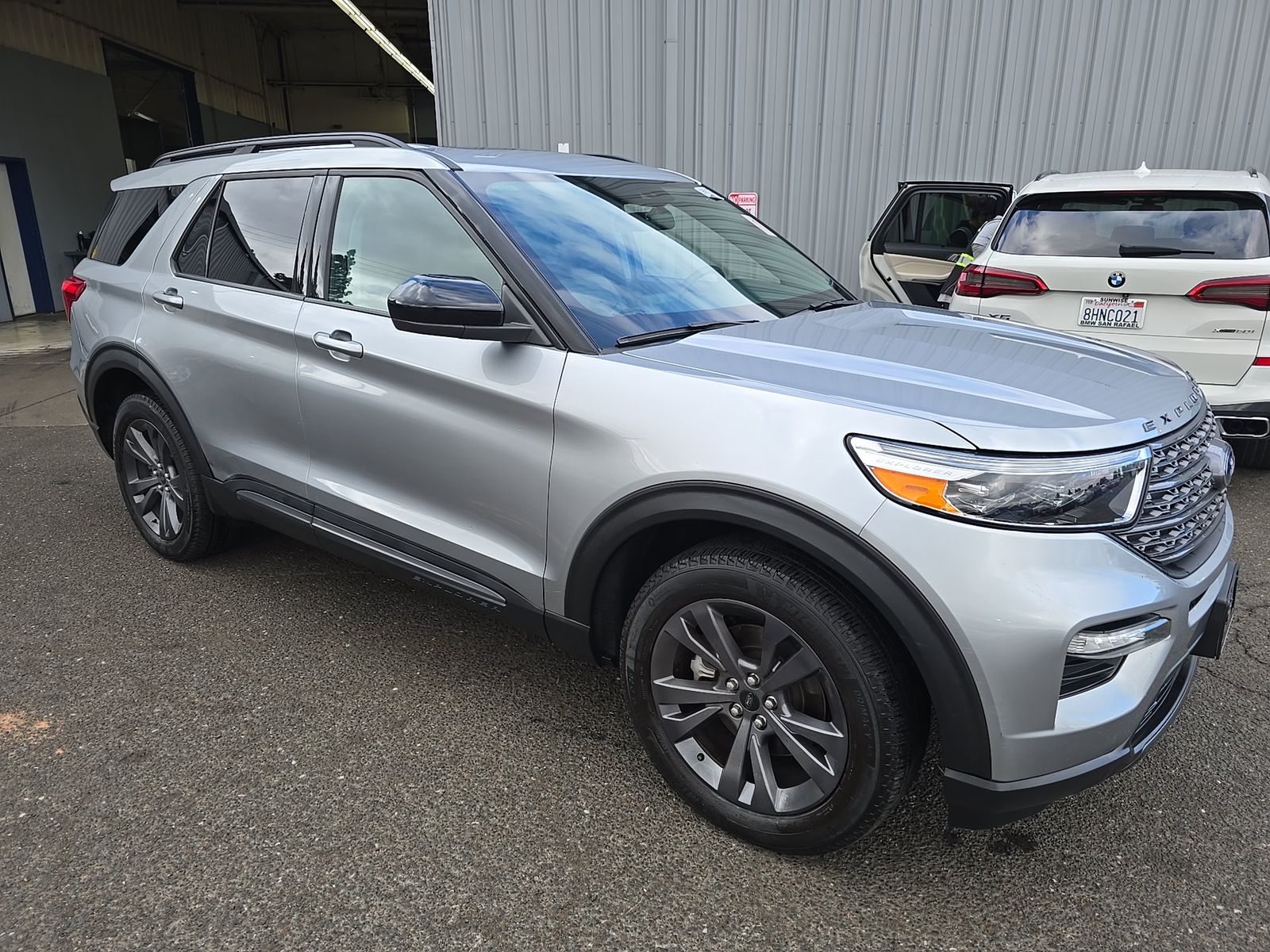 FORD EXPLORER - 4