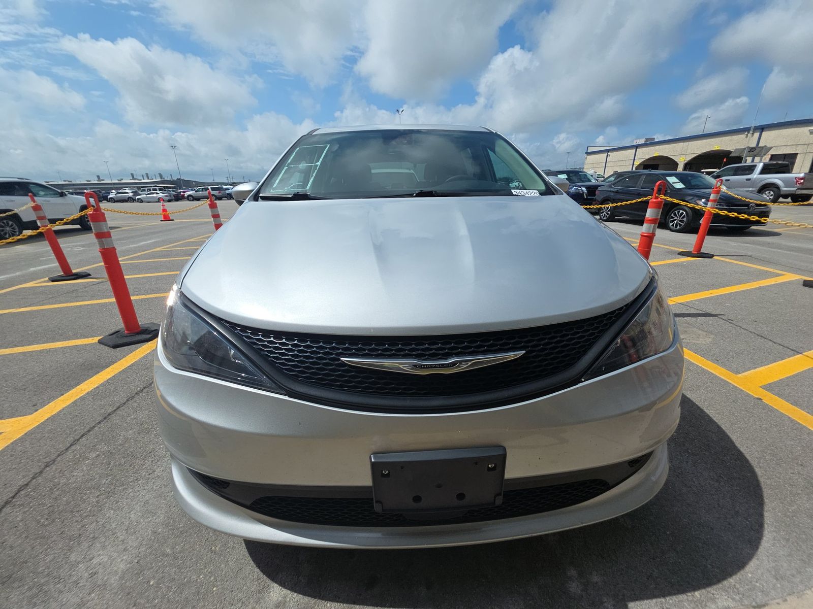 CHRYSLER VOYAGER - 3