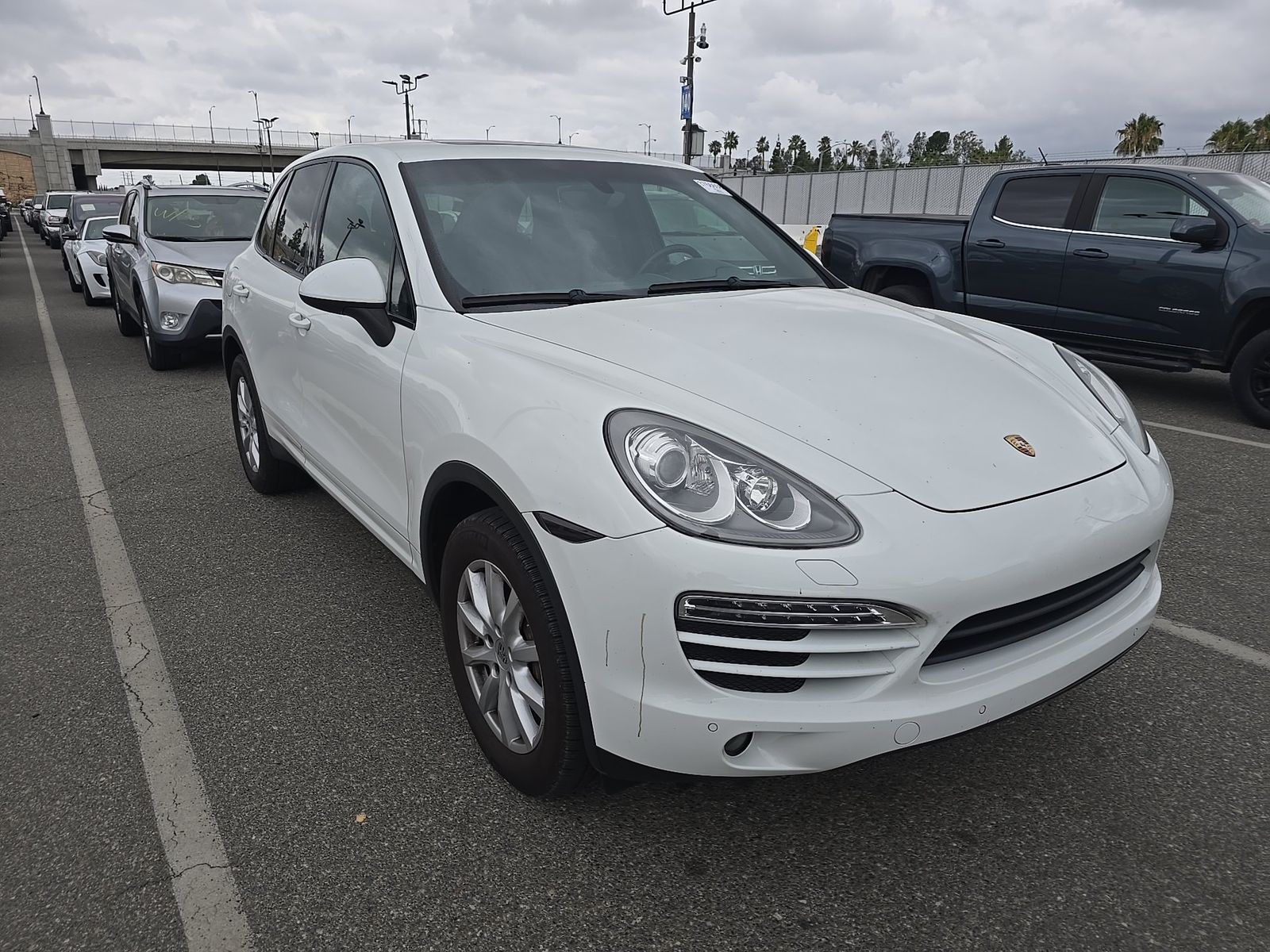 PORSCHE CAYENNE - 4
