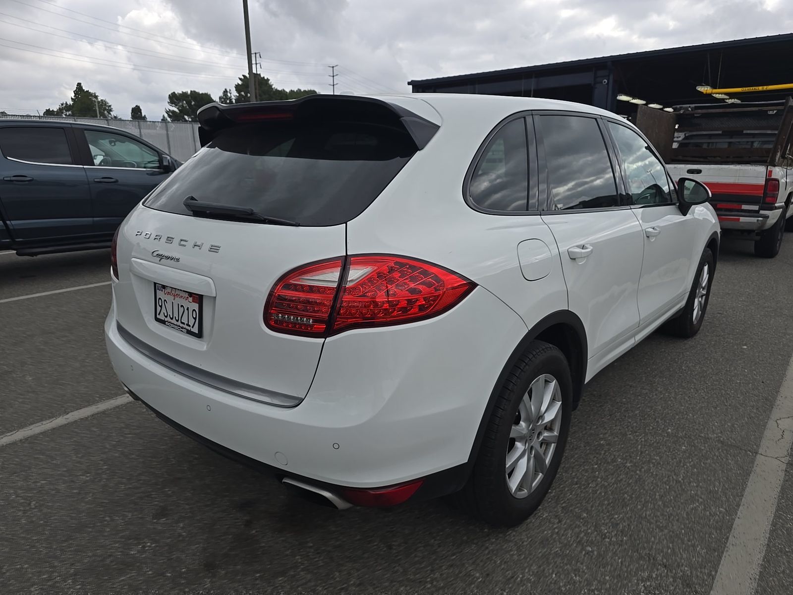 PORSCHE CAYENNE - 5