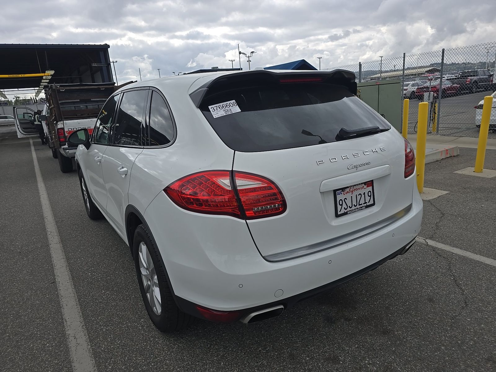 PORSCHE CAYENNE - 7