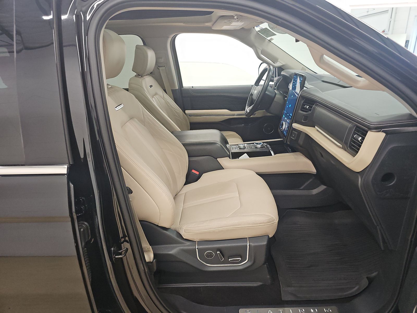 FORD EXPEDITION MAX - 9
