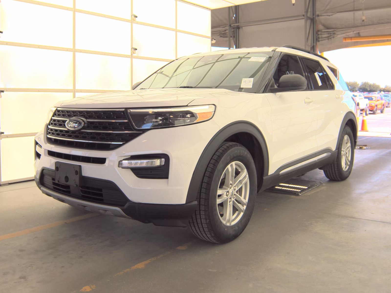 FORD EXPLORER - 1