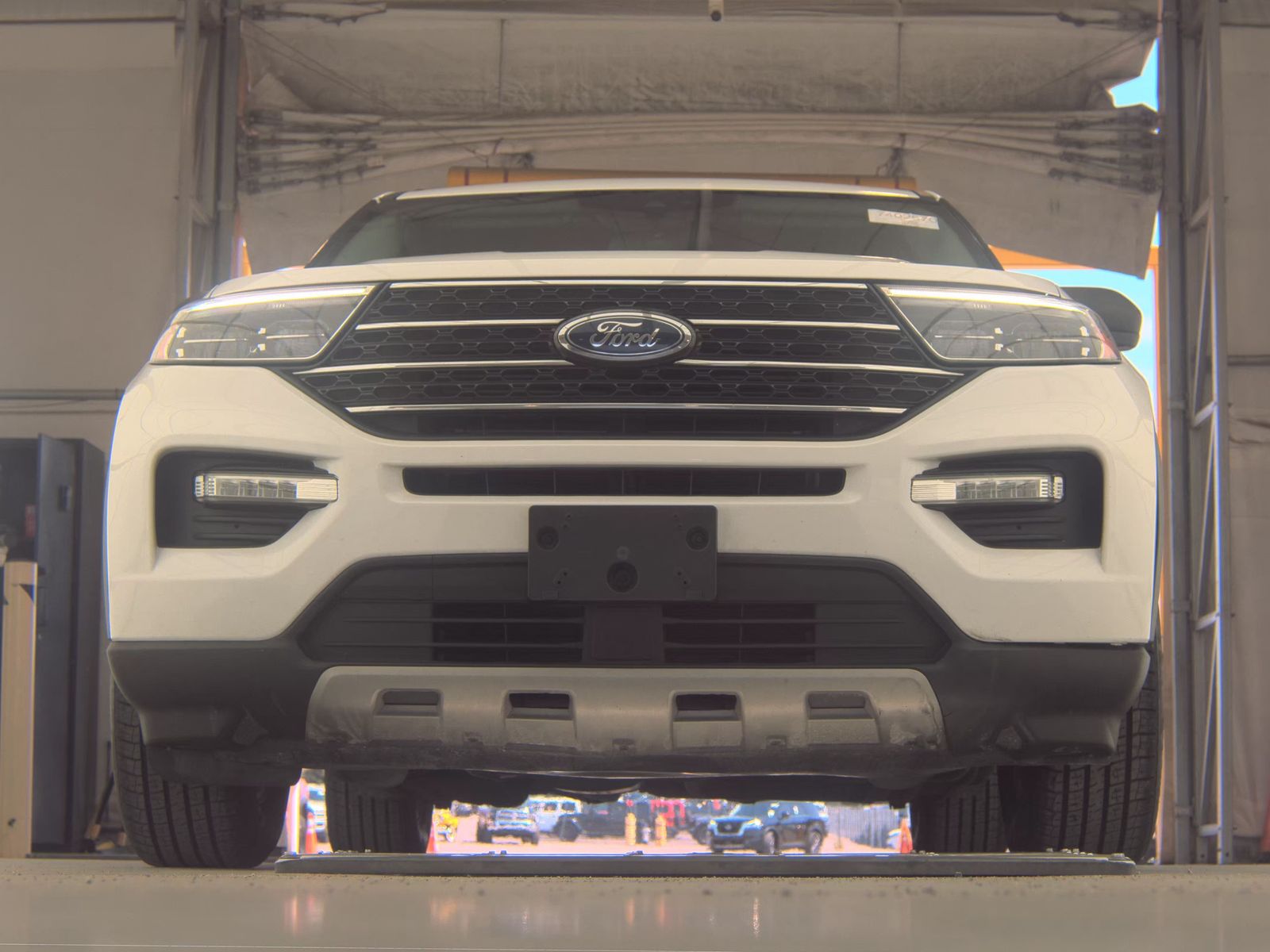 FORD EXPLORER - 4
