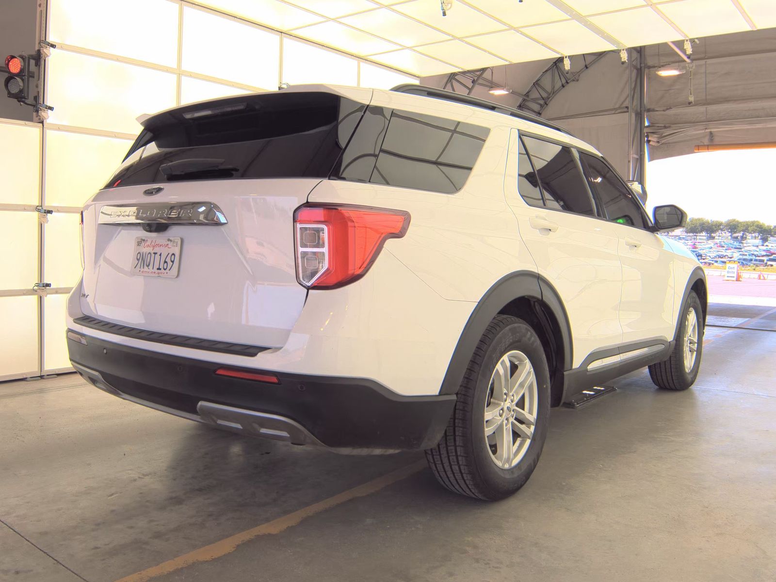 FORD EXPLORER - 6