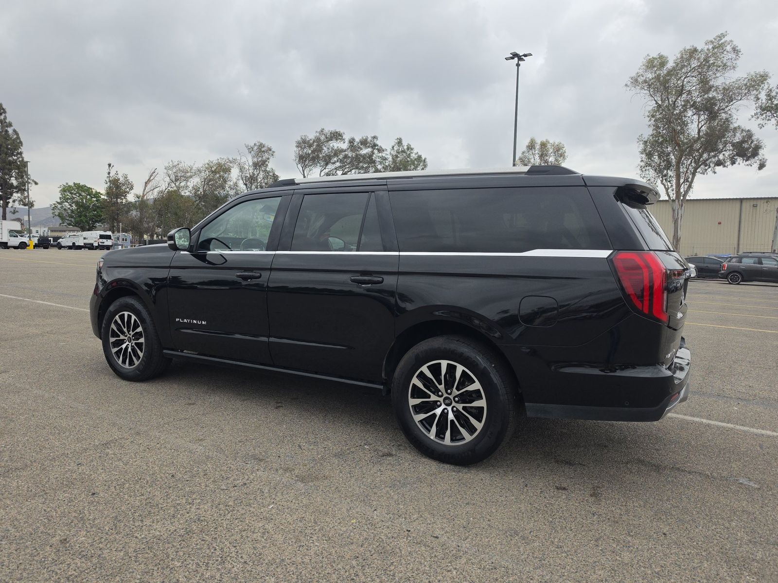 FORD EXPEDITION MAX - 7