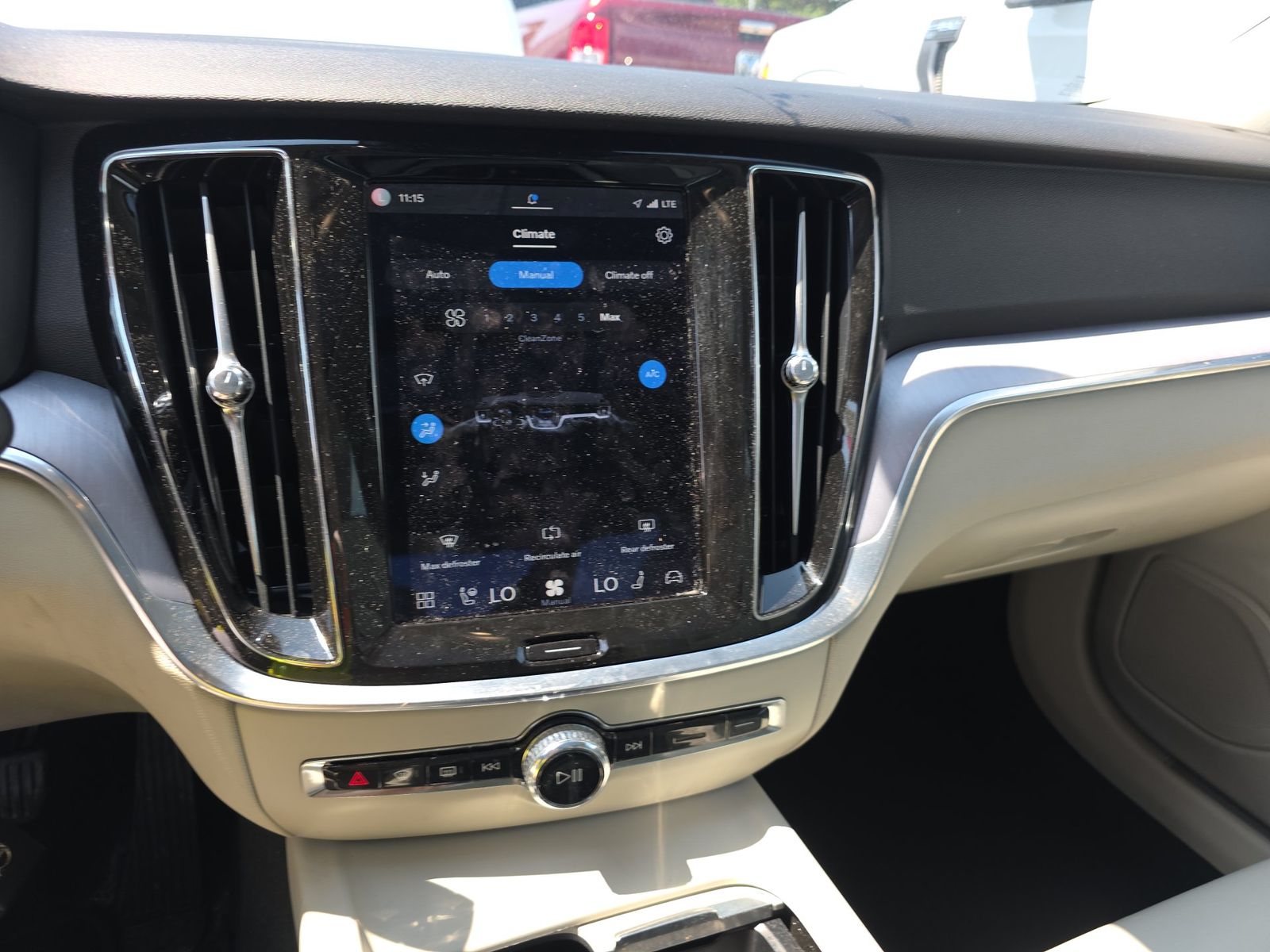 2023 Volvo S60 B5 Plus AWD