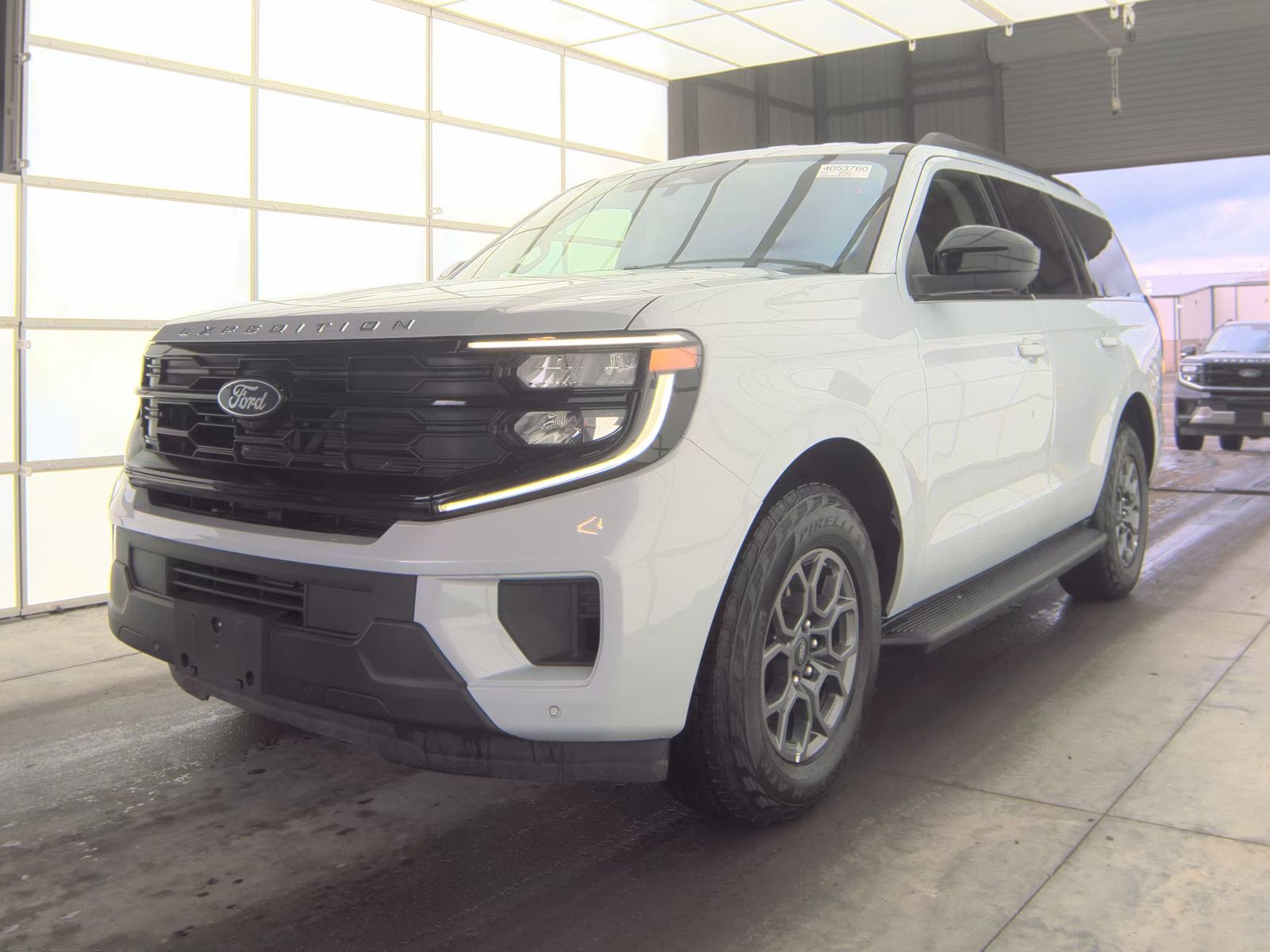 FORD EXPEDITION - 1