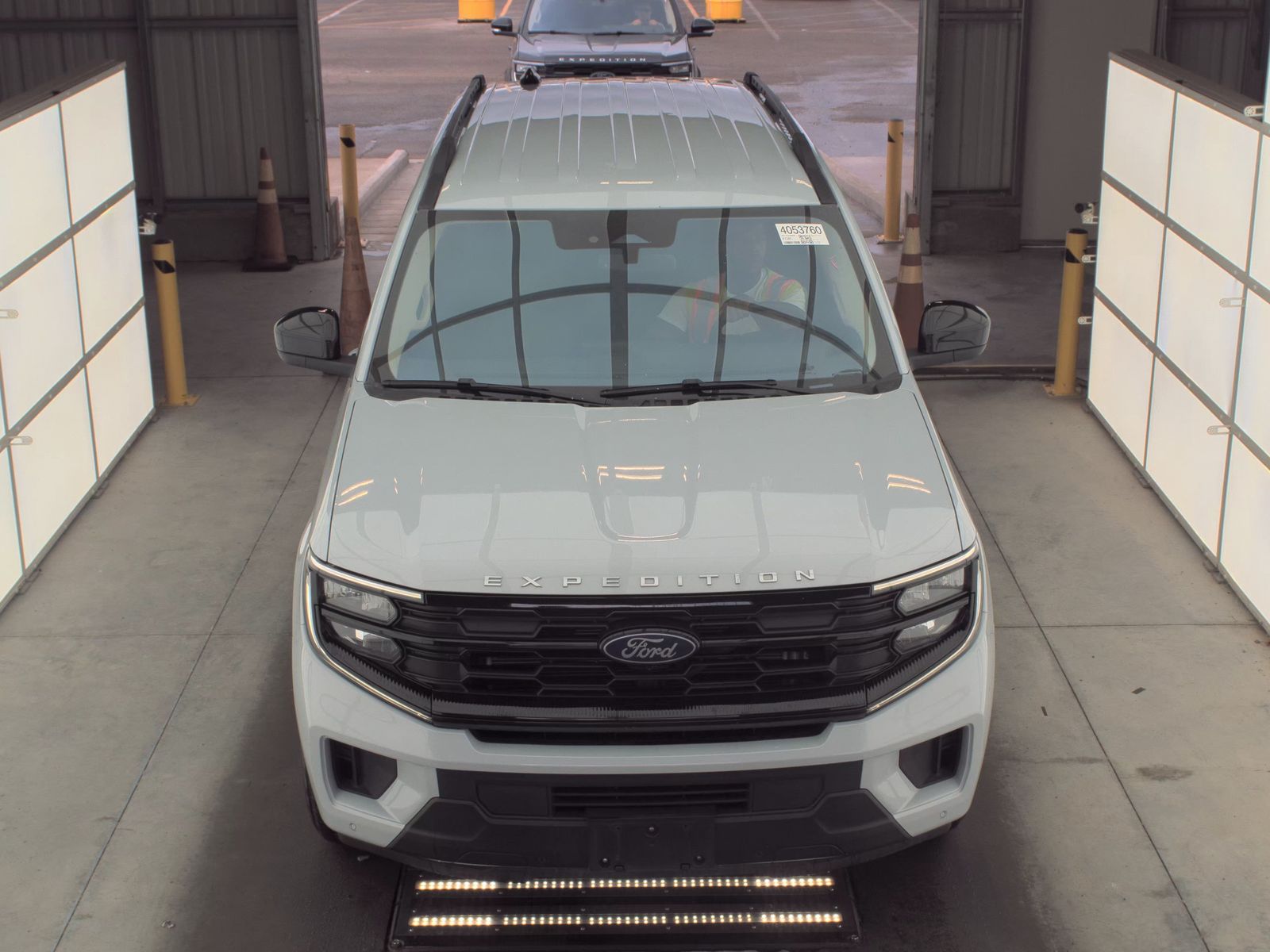 FORD EXPEDITION - 3