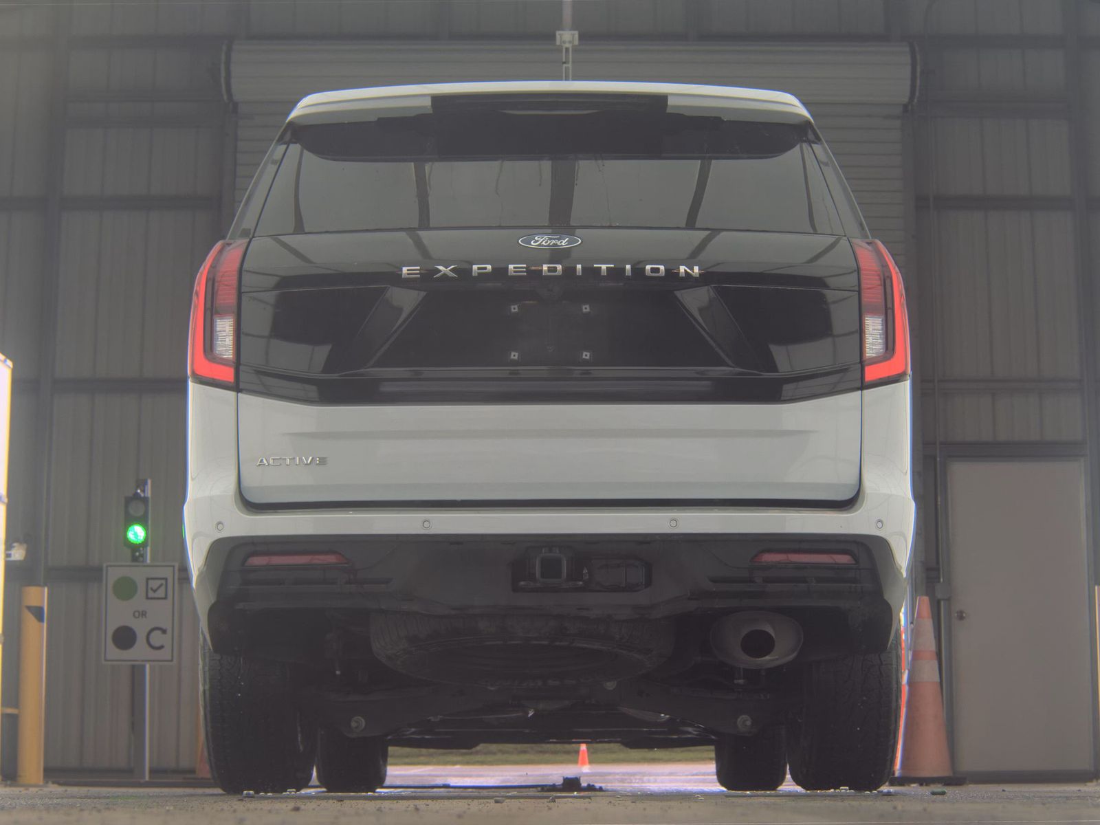 FORD EXPEDITION - 8