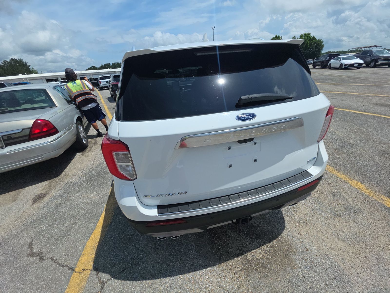 FORD EXPLORER - 6