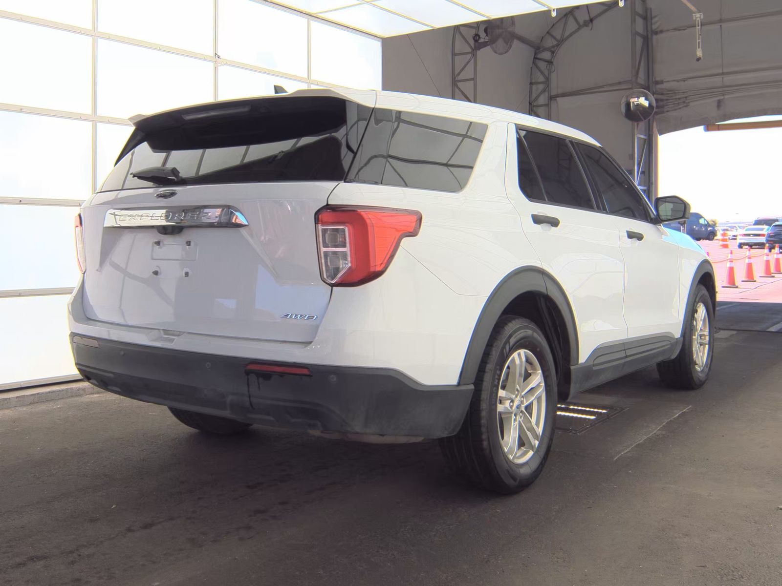 FORD EXPLORER - 6