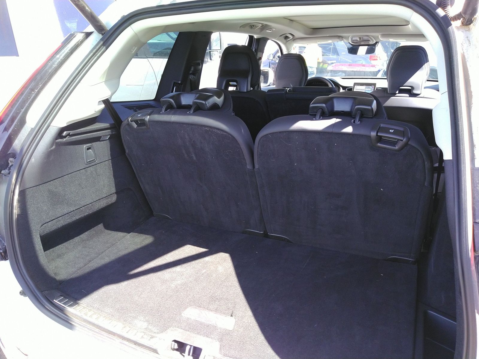 2025 Volvo XC90 B6 Plus AWD