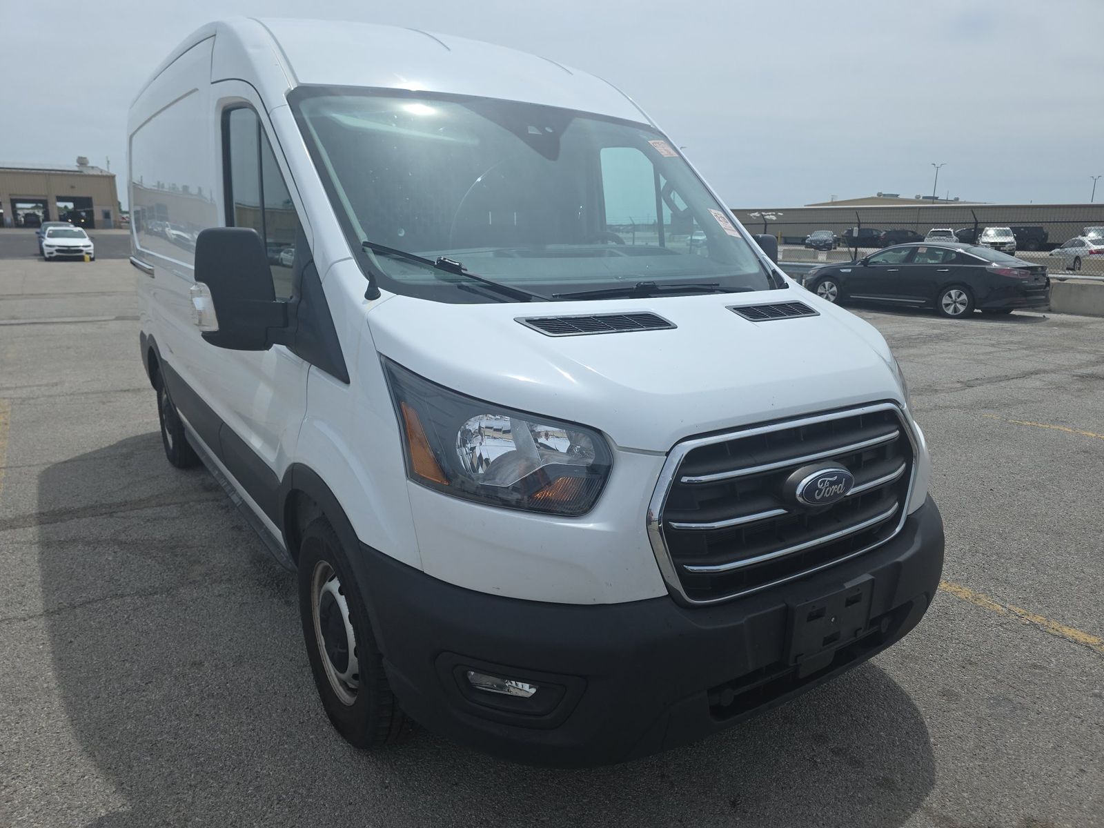 FORD TRANSIT 150 - 4