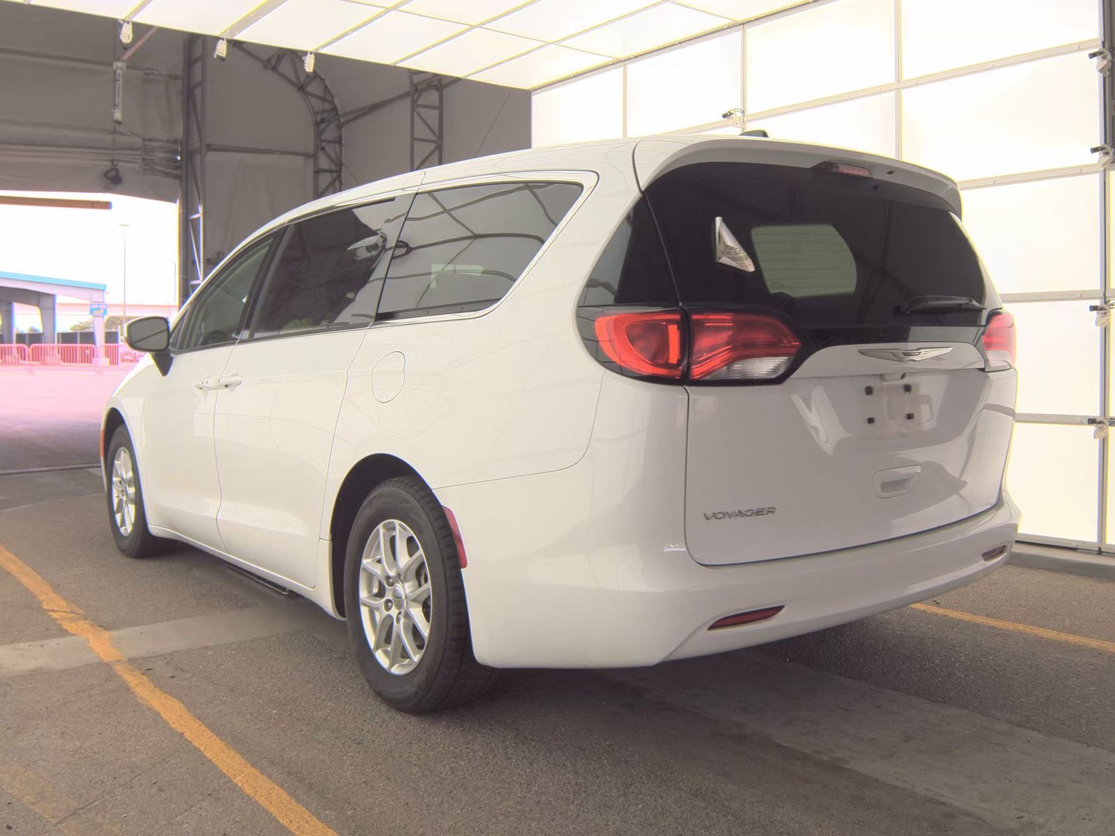CHRYSLER VOYAGER - 9