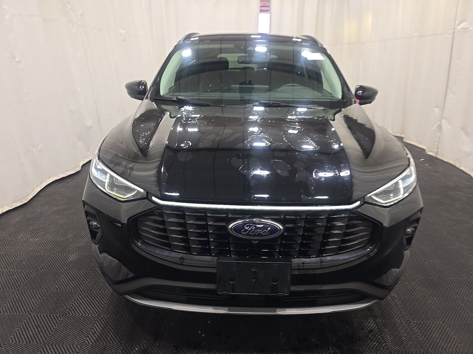 FORD ESCAPE - 3