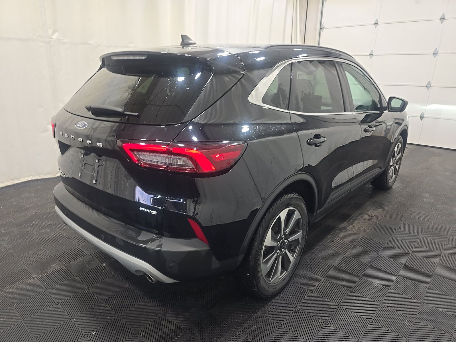 FORD ESCAPE - 5