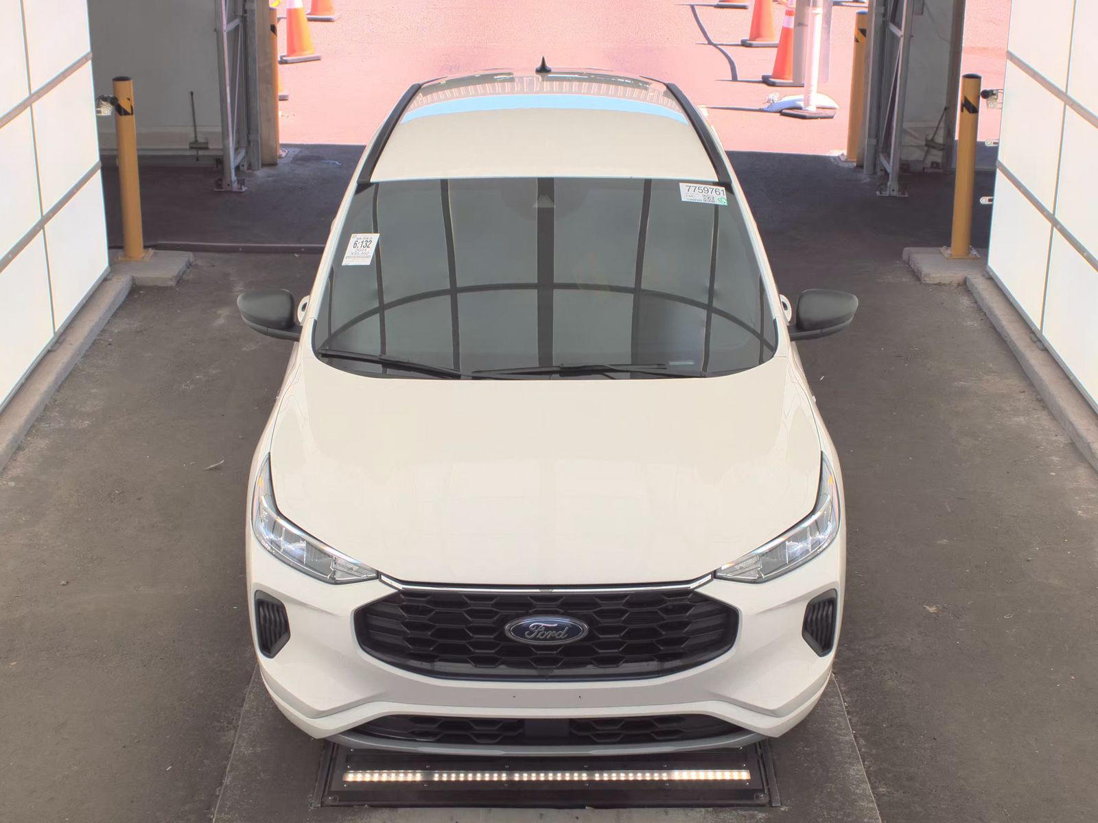 FORD ESCAPE - 3