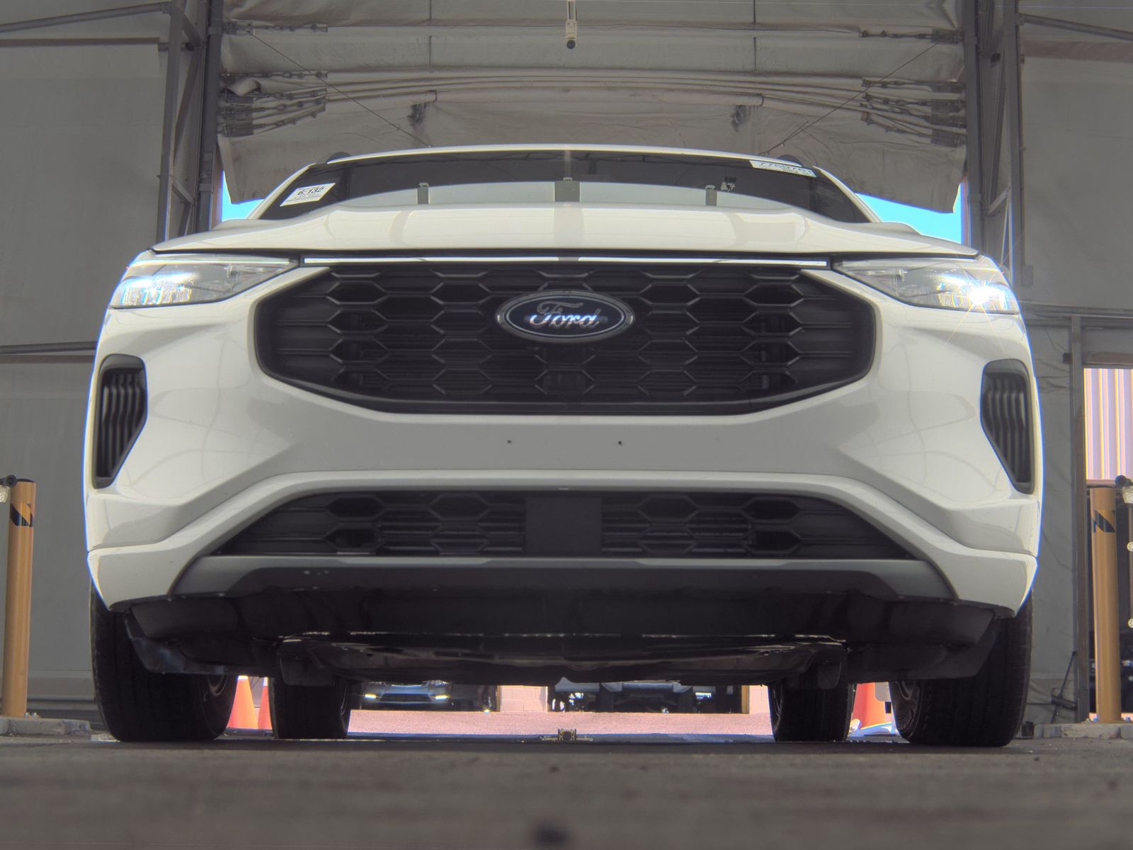 FORD ESCAPE - 4