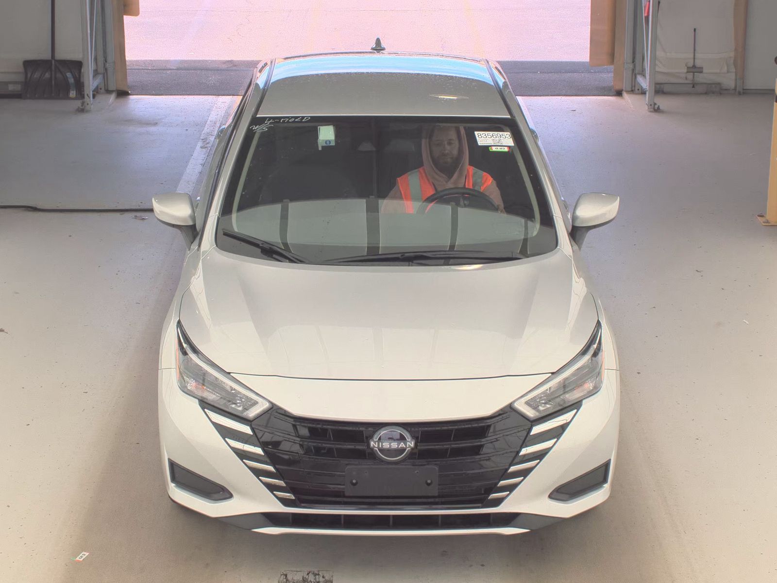 NISSAN VERSA - 3