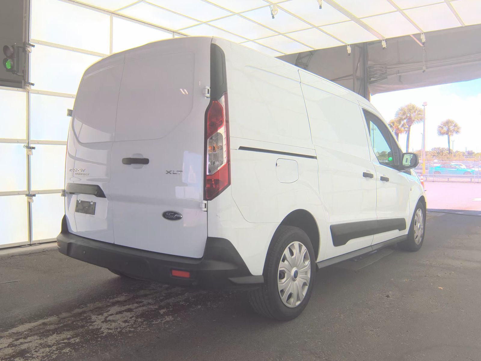 FORD TRANSIT CONNECT - 6