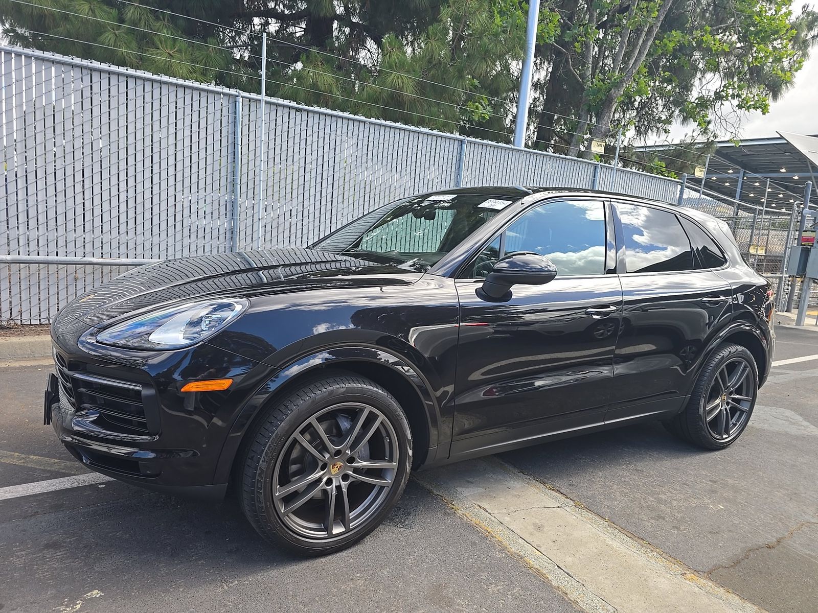 PORSCHE CAYENNE - 1