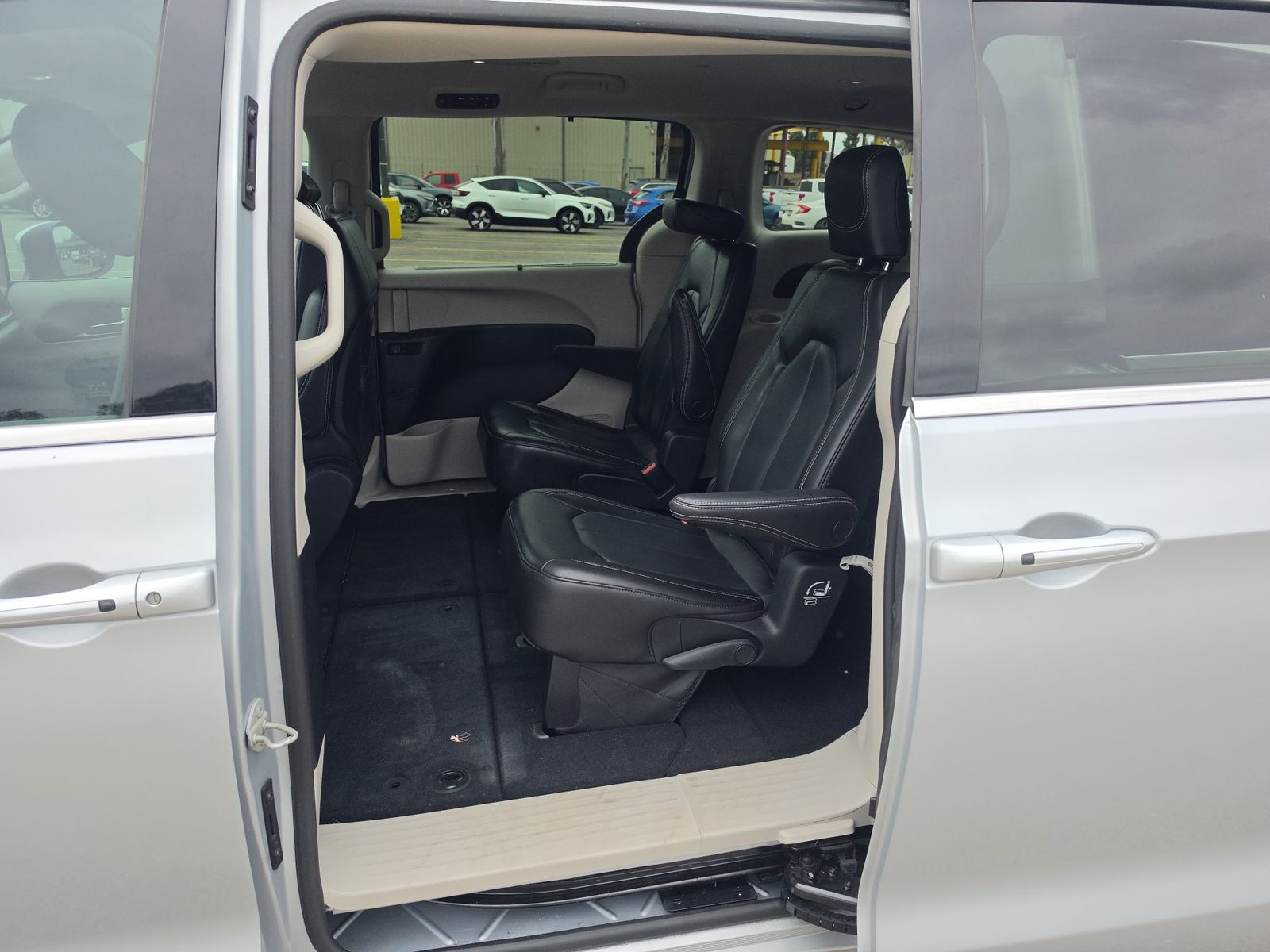 2023 Chrysler Pacifica Touring L AWD