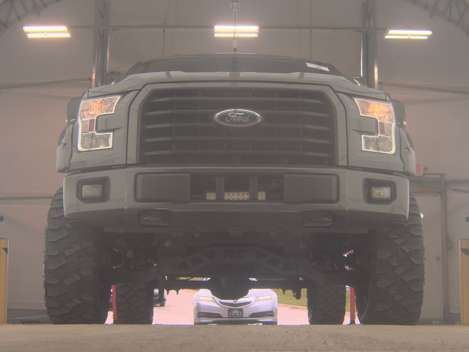 FORD F-150 - 4