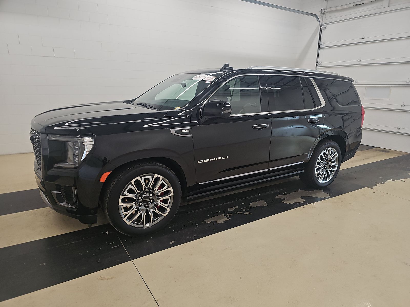 2023 GMC Yukon 4WD Denali Ultimate's photo