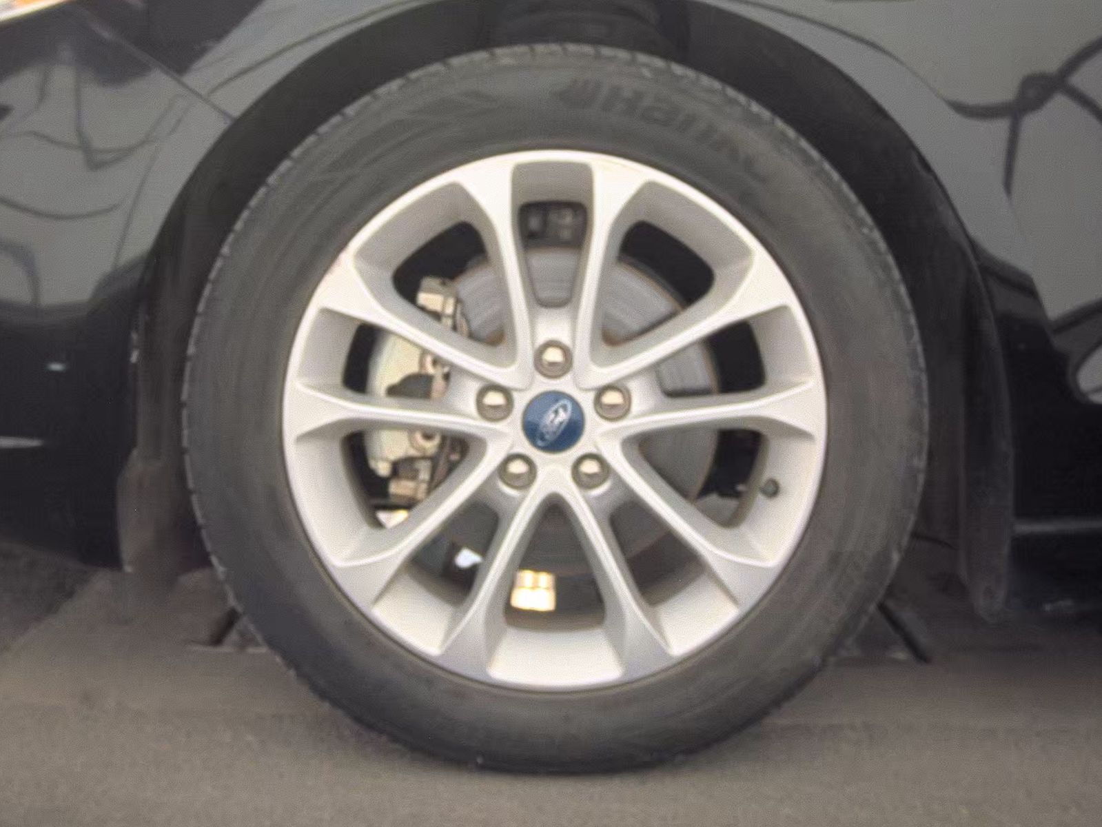 FORD FUSION - 10