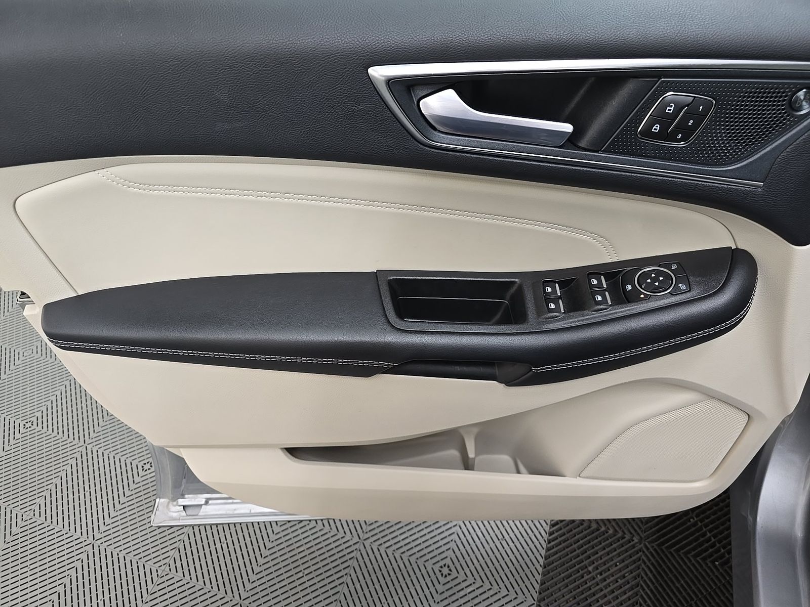 FORD EDGE - 10