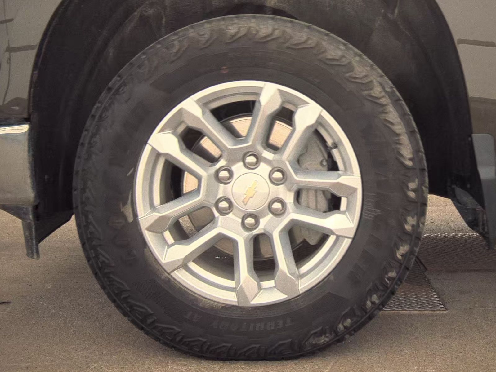 2023 Chevrolet Silverado 1500 LT AWD