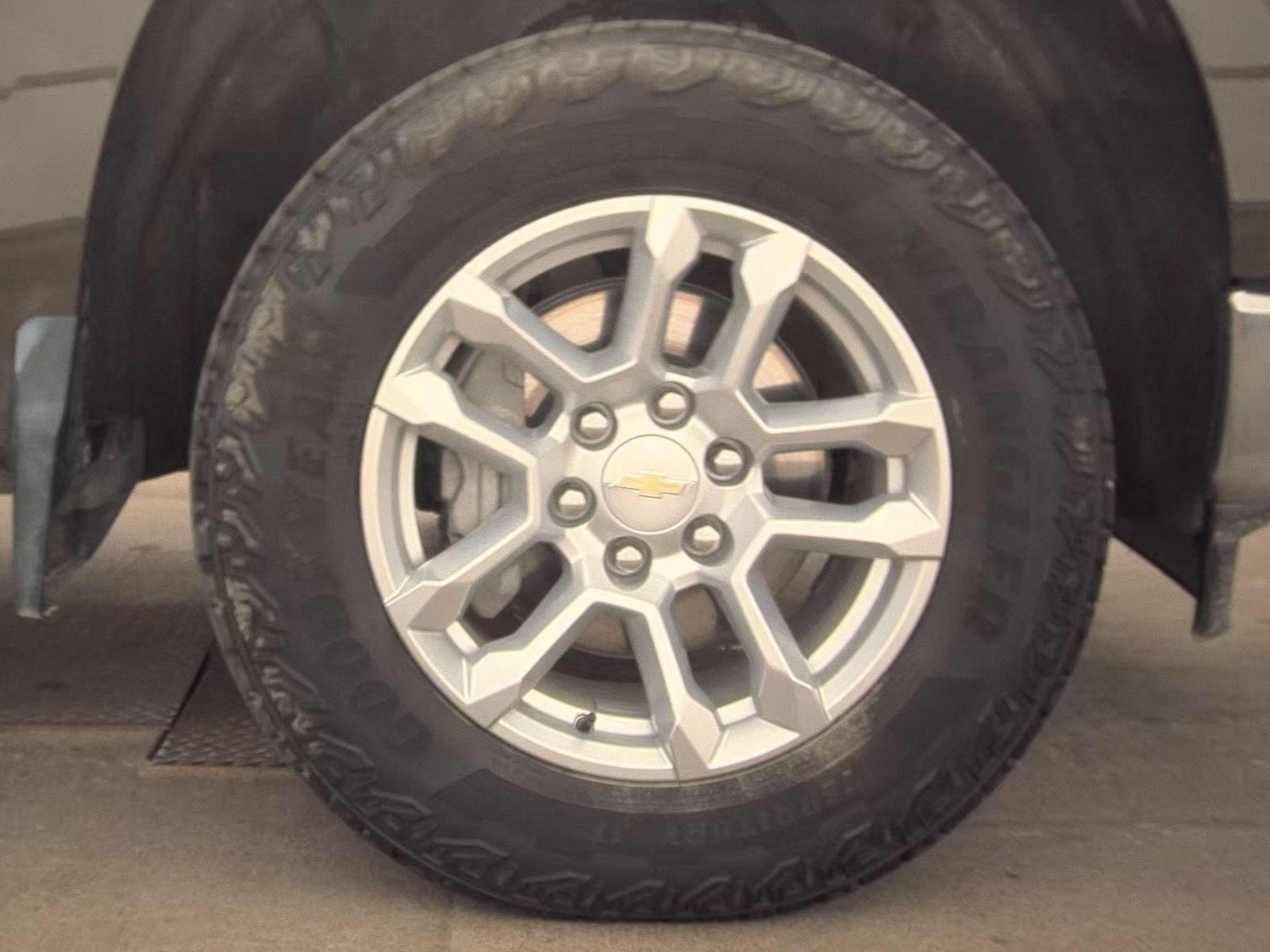 2023 Chevrolet Silverado 1500 LT AWD