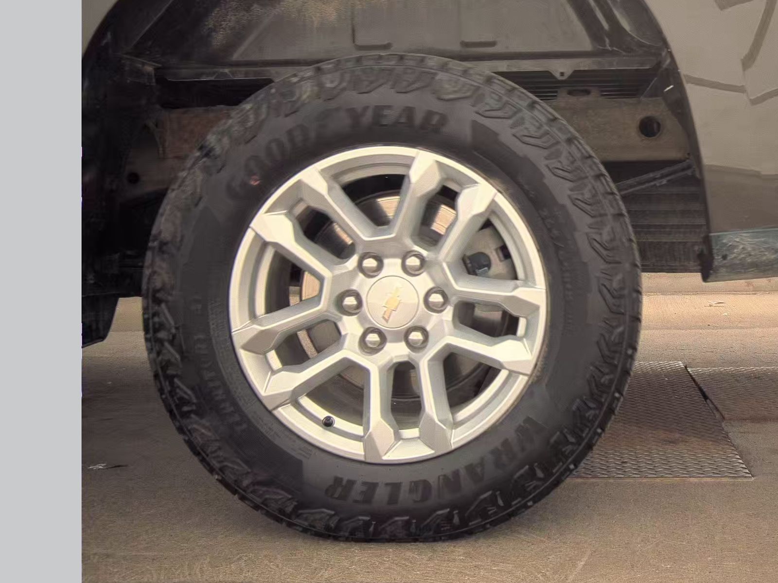2023 Chevrolet Silverado 1500 LT AWD