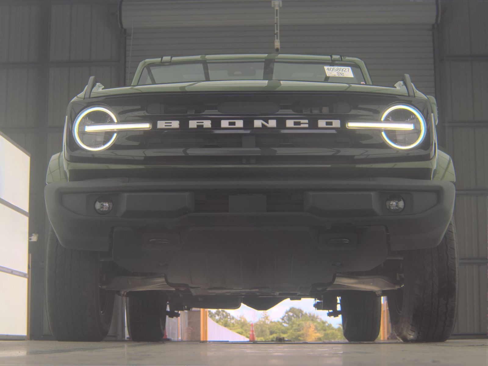 FORD BRONCO - 4