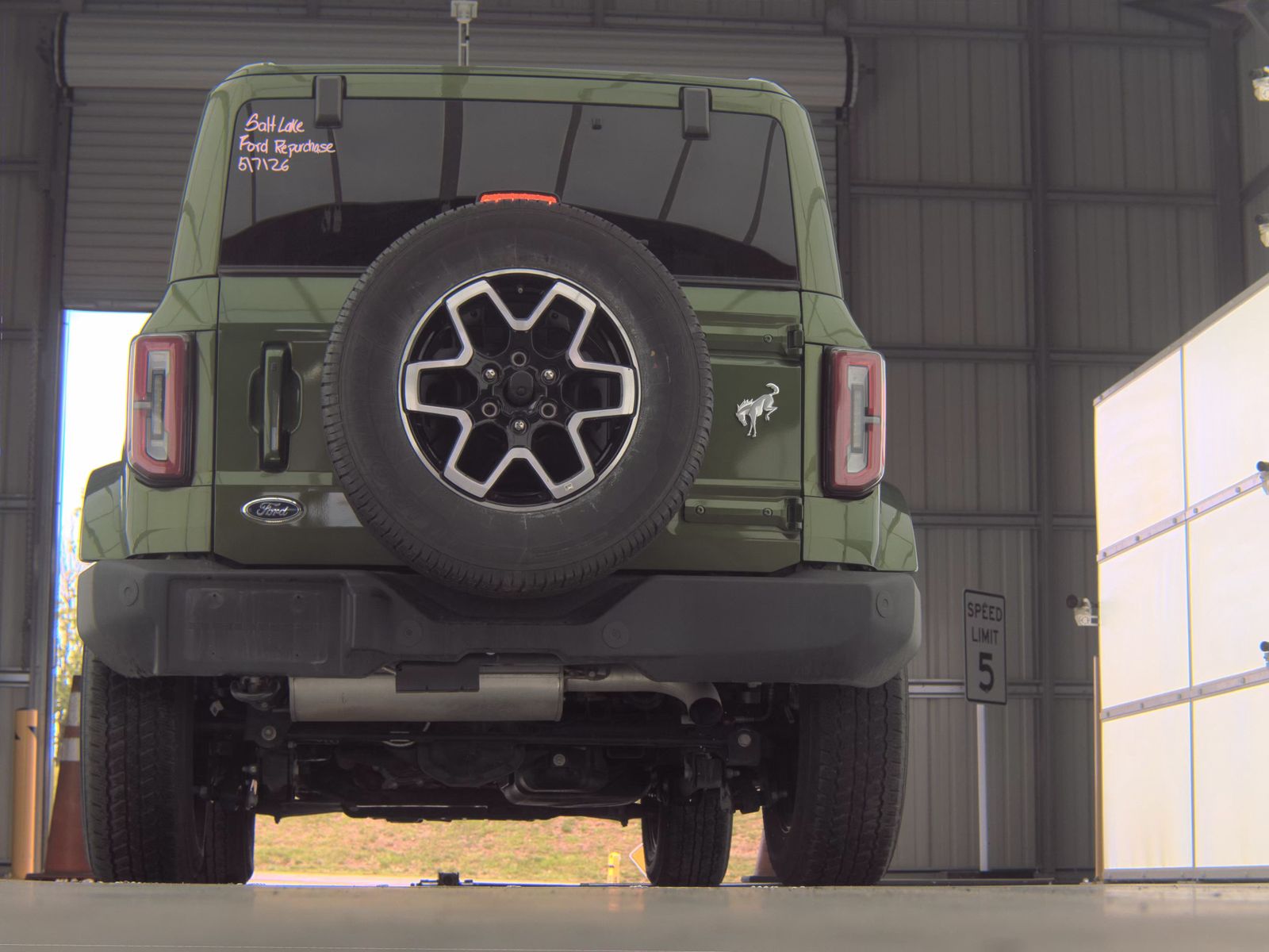 FORD BRONCO - 8