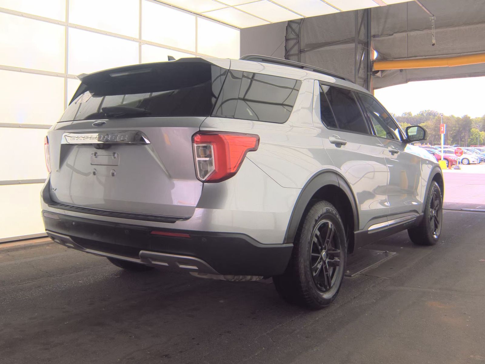 FORD EXPLORER - 6